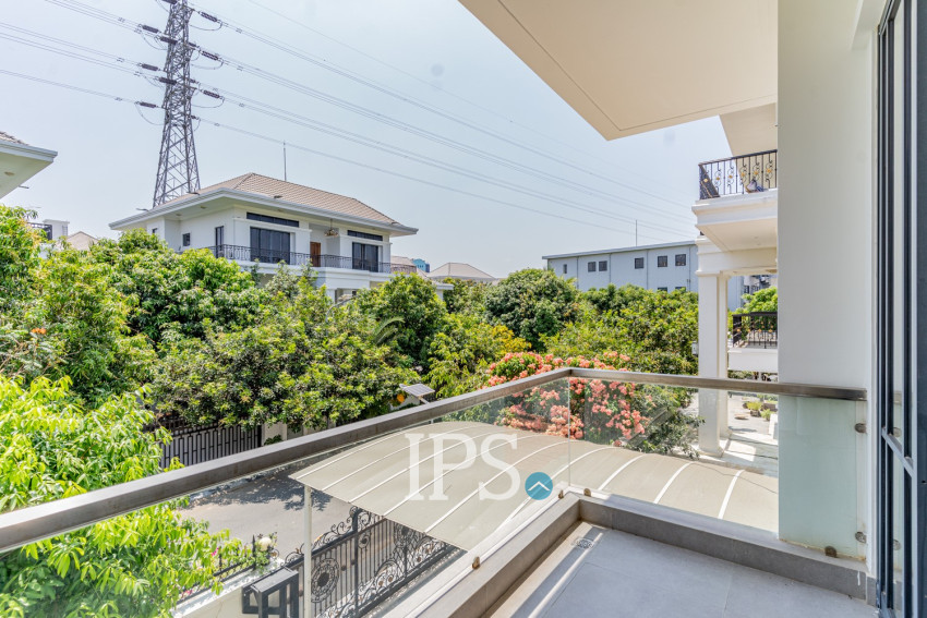 6 Bedroom Villa For Rent - Villa Town, Chak Angrae Kraom, Phnom Penh