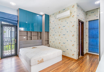 6 Bedroom Villa For Rent - Villa Town, Chak Angrae Kraom, Phnom Penh thumbnail