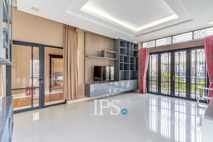6 Bedroom Villa For Rent - Villa Town, Chak Angrae Kraom, Phnom Penh