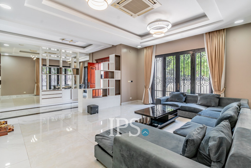6 Bedroom Villa For Rent - Villa Town, Chak Angrae Kraom, Phnom Penh
