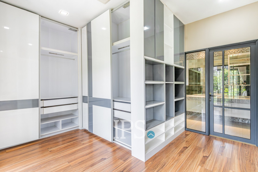 6 Bedroom Villa For Rent - Villa Town, Chak Angrae Kraom, Phnom Penh