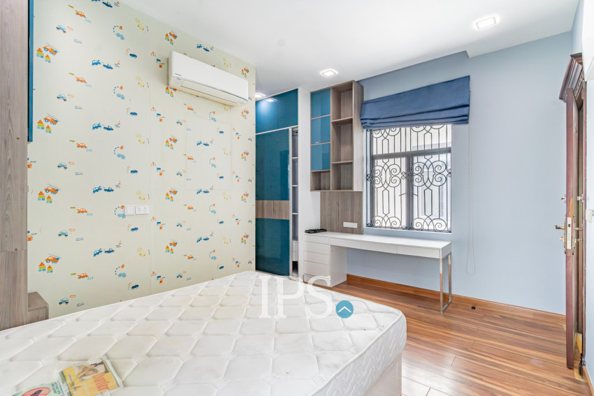 6 Bedroom Villa For Rent - Villa Town, Chak Angrae Kraom, Phnom Penh