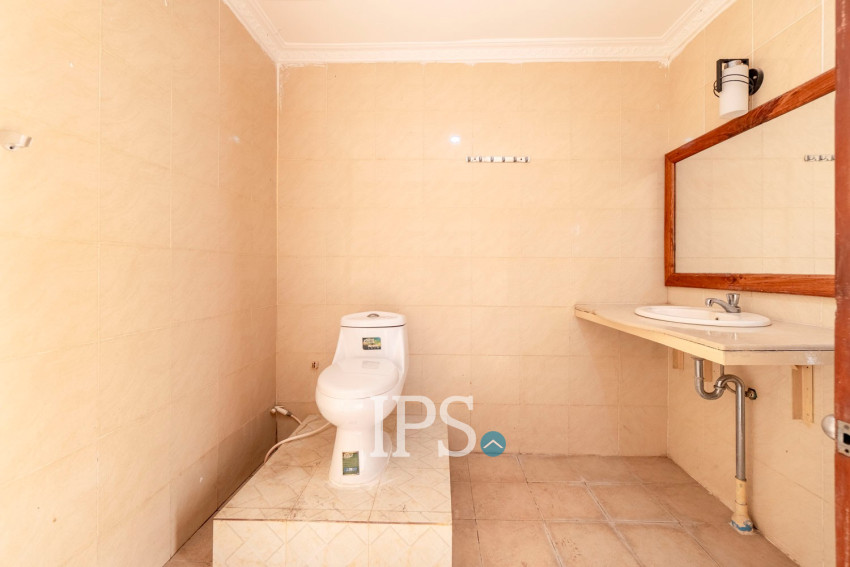 2 Bedroom Shophouse For Rent - Svay Dangkum, Siem Reap