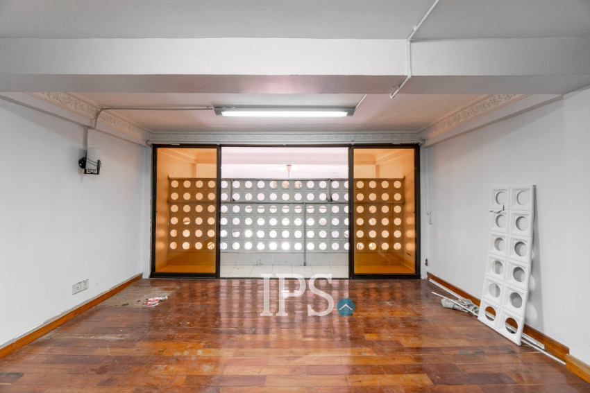 2 Bedroom Shophouse For Rent - Svay Dangkum, Siem Reap