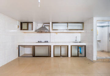 2 Bedroom Shophouse For Rent - Svay Dangkum, Siem Reap thumbnail