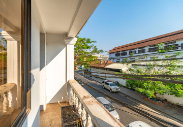 2 Bedroom Shophouse For Rent - Svay Dangkum, Siem Reap thumbnail