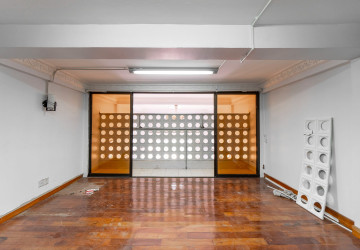 2 Bedroom Shophouse For Rent - Svay Dangkum, Siem Reap thumbnail