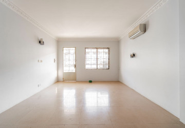 2 Bedroom Shophouse For Rent - Svay Dangkum, Siem Reap thumbnail