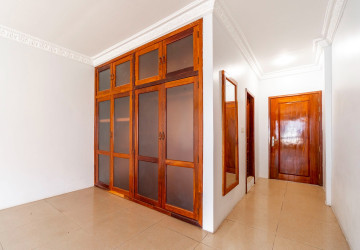 2 Bedroom Shophouse For Rent - Svay Dangkum, Siem Reap thumbnail