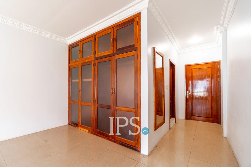 2 Bedroom Shophouse For Rent - Svay Dangkum, Siem Reap