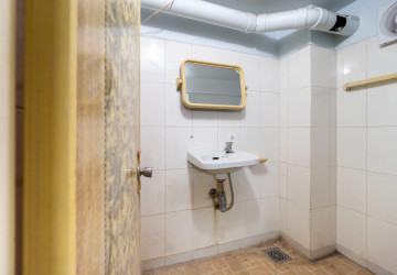 2 Bedroom Shophouse For Rent - Svay Dangkum, Siem Reap thumbnail