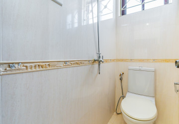 4 Bedroom Villa For Rent - Bassac Garden, Tonle Bassac, Phnom Penh thumbnail