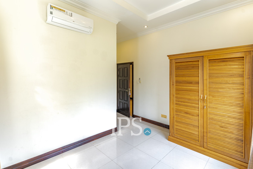 4 Bedroom Villa For Rent - Bassac Garden, Tonle Bassac, Phnom Penh