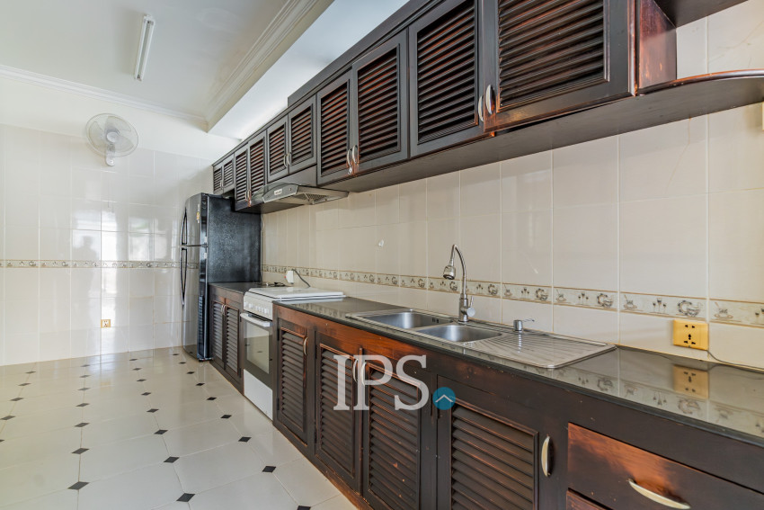 4 Bedroom Villa For Rent - Bassac Garden, Tonle Bassac, Phnom Penh