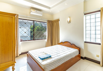 4 Bedroom Villa For Rent - Bassac Garden, Tonle Bassac, Phnom Penh thumbnail