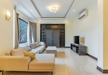 4 Bedroom Villa For Rent - Bassac Garden, Tonle Bassac, Phnom Penh thumbnail