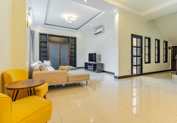 4 Bedroom Villa For Rent - Bassac Garden, Tonle Bassac, Phnom Penh thumbnail