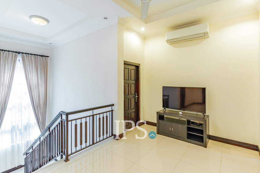 4 Bedroom Villa For Rent - Bassac Garden, Tonle Bassac, Phnom Penh