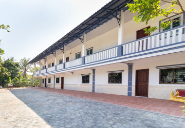 1 Bedroom Apartment For Rent - Sala Kamreuk, Siem Reap thumbnail