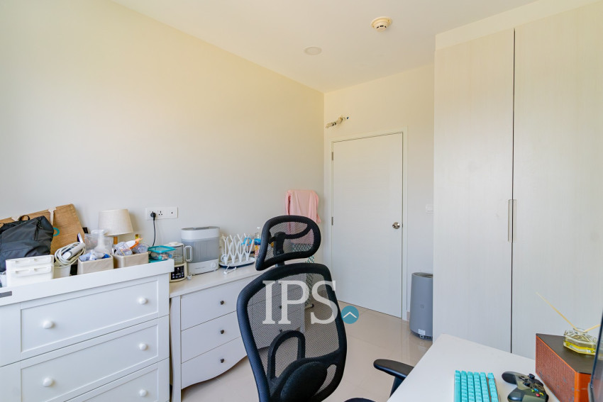 6th Floor 2 Bedroom Condo For Sale - The Park Land TK, Sen Sok, Phnom Penh