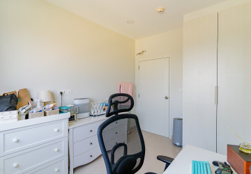 6th Floor 2 Bedroom Condo For Sale - The Park Land TK, Sen Sok, Phnom Penh thumbnail