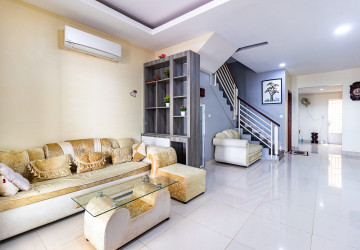 2 Bedroom House For Rent - Svay Dangkum, Siem Reap thumbnail