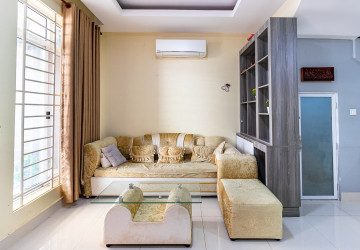 2 Bedroom House For Rent - Svay Dangkum, Siem Reap thumbnail