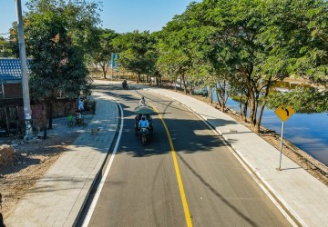 1,228 Sqm Commercial Land For Rent - Riverside, Sala Kamreuk, Siem Reap thumbnail