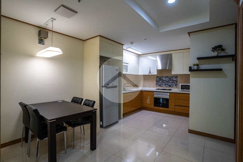 7th Floor 1 Bedroom Condo For Sale - DeCastle Royal, BKK1, Phnom Penh