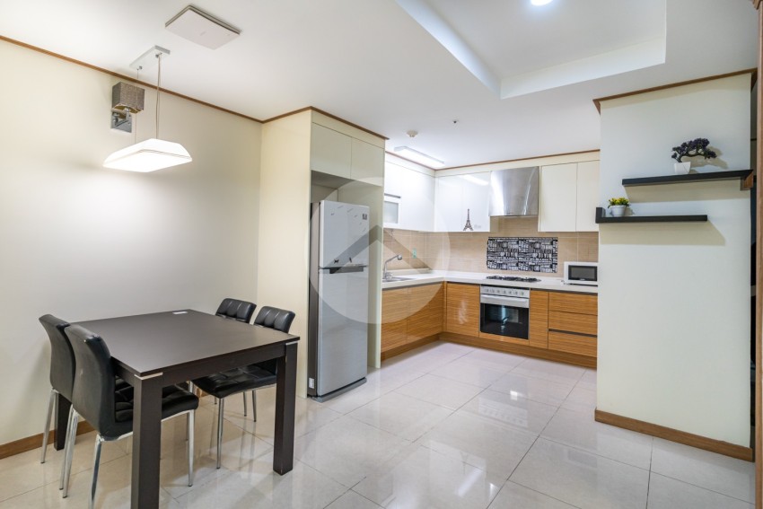 7th Floor 1 Bedroom Condo For Sale - DeCastle Royal, BKK1, Phnom Penh
