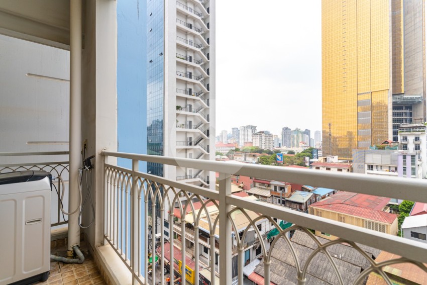 7th Floor 1 Bedroom Condo For Sale - DeCastle Royal, BKK1, Phnom Penh