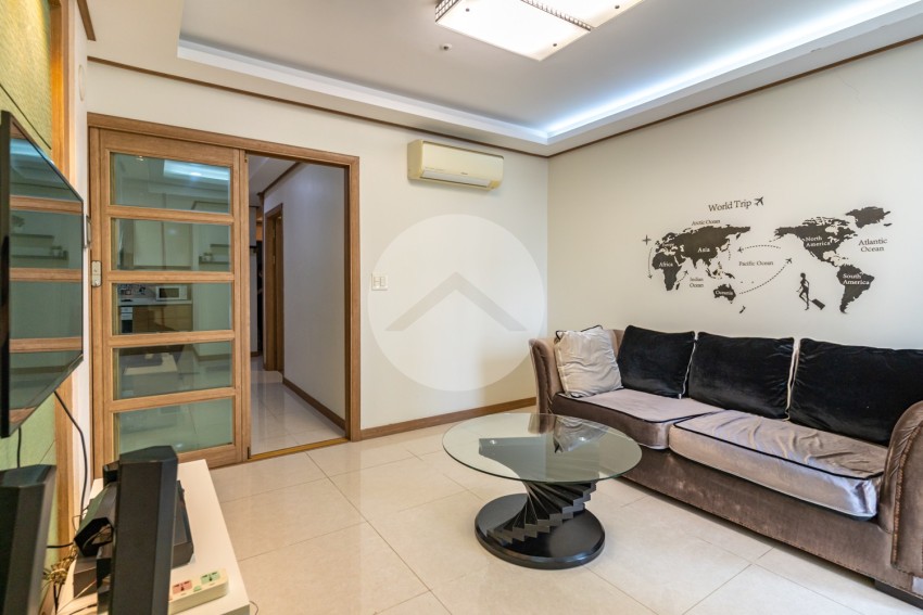 7th Floor 1 Bedroom Condo For Sale - DeCastle Royal, BKK1, Phnom Penh