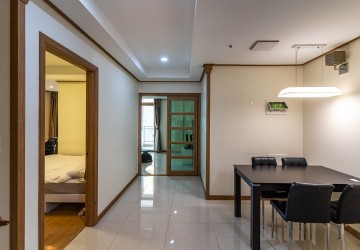 7th Floor 1 Bedroom Condo For Sale - DeCastle Royal, BKK1, Phnom Penh thumbnail