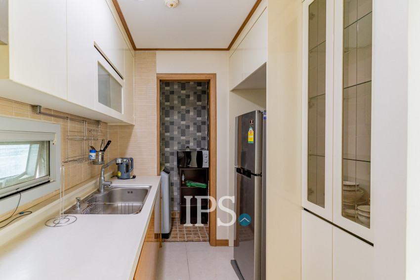 7th Floor 1 Bedroom Condo For Sale - DeCastle Royal, BKK1, Phnom Penh