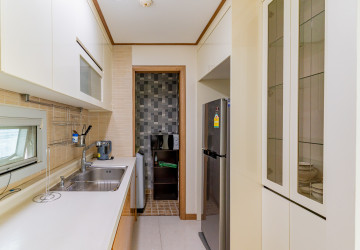 7th Floor 1 Bedroom Condo For Sale - DeCastle Royal, BKK1, Phnom Penh thumbnail