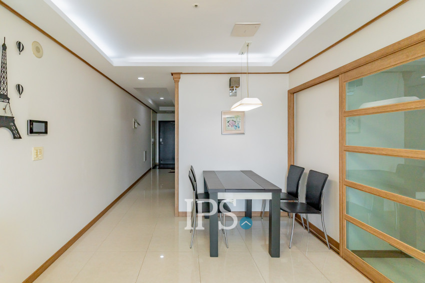 7th Floor 1 Bedroom Condo For Sale - DeCastle Royal, BKK1, Phnom Penh