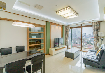 7th Floor 1 Bedroom Condo For Sale - DeCastle Royal, BKK1, Phnom Penh thumbnail