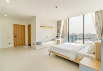 1 Bedroom Serviced Apartment For Rent - Chakto Mukh, Phnom Penh thumbnail