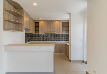 6 Bedroom Queen Villa For Rent - Preak Leab, Phnom Penh thumbnail