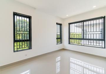6 Bedroom Queen Villa For Rent - Preak Leab, Phnom Penh thumbnail