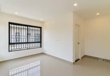 6 Bedroom Queen Villa For Rent - Preak Leab, Phnom Penh thumbnail