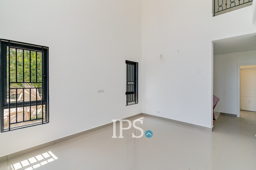 6 Bedroom Queen Villa For Rent - Preak Leab, Phnom Penh