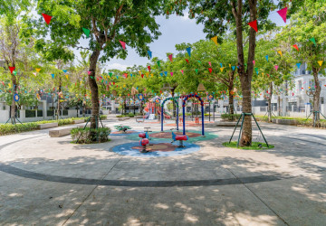 6 Bedroom Queen Villa For Rent - Preak Leab, Phnom Penh thumbnail