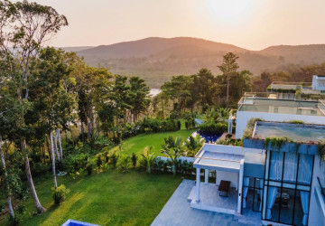 3 Bedroom Villa For Sale - Pagoda Beach, Koh Rong, Sihanoukville thumbnail