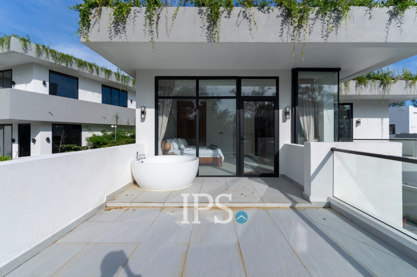 3 Bedroom Villa For Sale - Pagoda Beach, Koh Rong, Sihanoukville