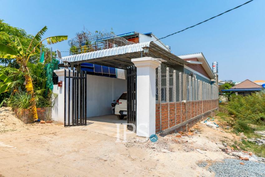 2 Bedroom House For Rent - Svay Dangkum, Siem Reap