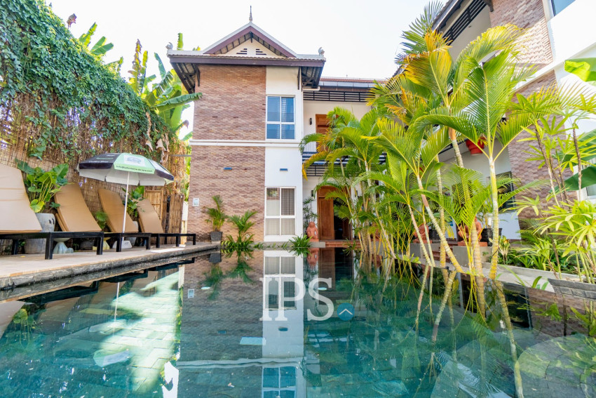 200 Sqm Restaurant and Bar For Rent - Slor Kram, Siem Reap