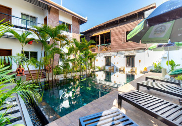 200 Sqm Restaurant and Bar For Rent - Slor Kram, Siem Reap thumbnail