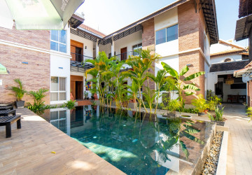 200 Sqm Restaurant and Bar For Rent - Slor Kram, Siem Reap thumbnail