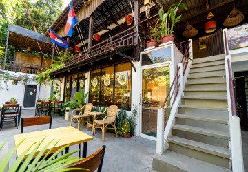 200 Sqm Restaurant and Bar For Rent - Slor Kram, Siem Reap thumbnail